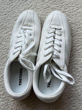 Tretorn Off-White Canvas Low-Top Sneakers